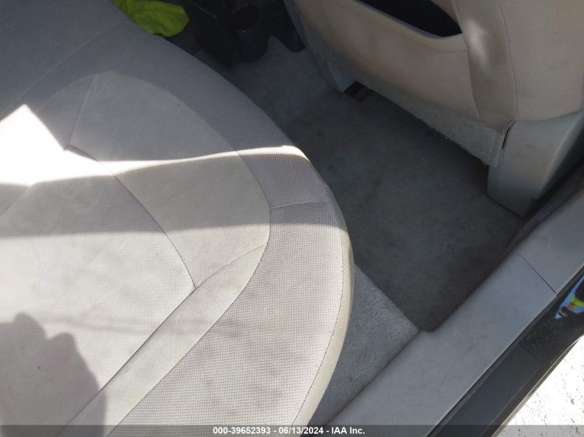 2010 Nissan Rogue S VIN: JN8AS5MV0AW135810 Lot: 39652393