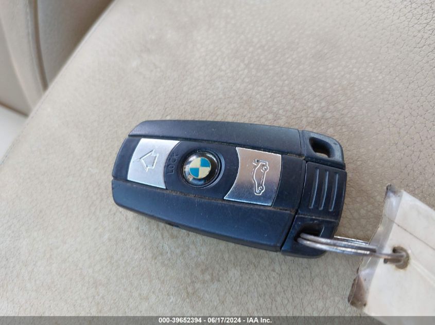 2007 BMW 328Xi VIN: WBAVC93527KX60211 Lot: 39652394