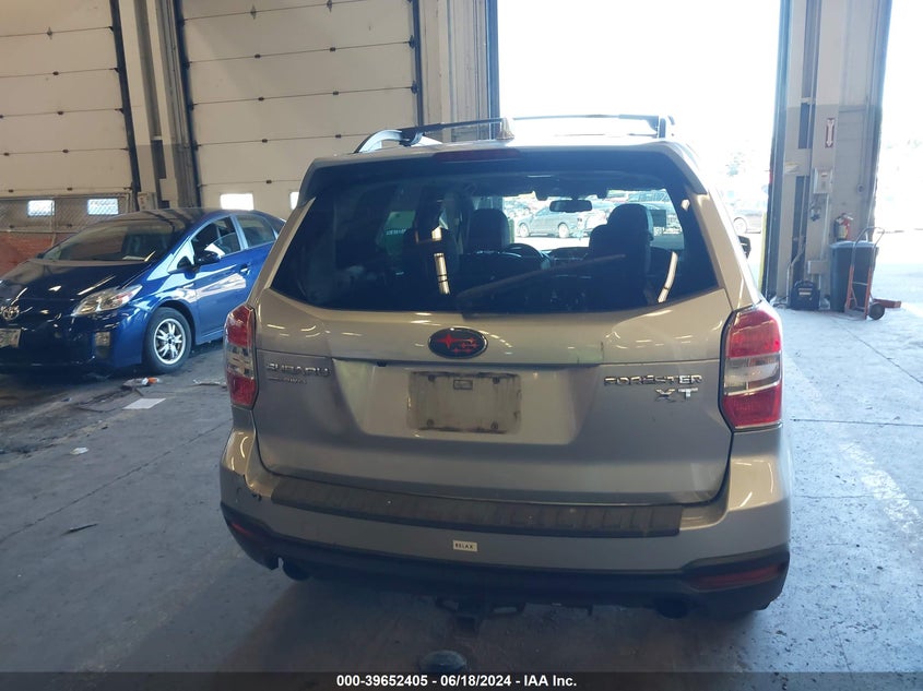 2016 Subaru Forester 2.0Xt Touring VIN: JF2SJGXC0GH531386 Lot: 39652405