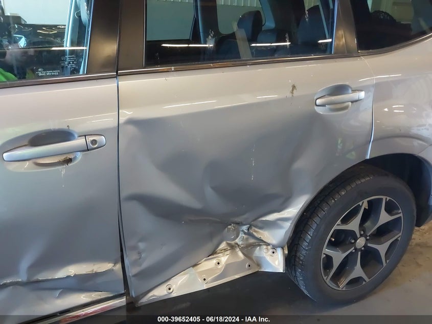 2016 Subaru Forester 2.0Xt Touring VIN: JF2SJGXC0GH531386 Lot: 39652405