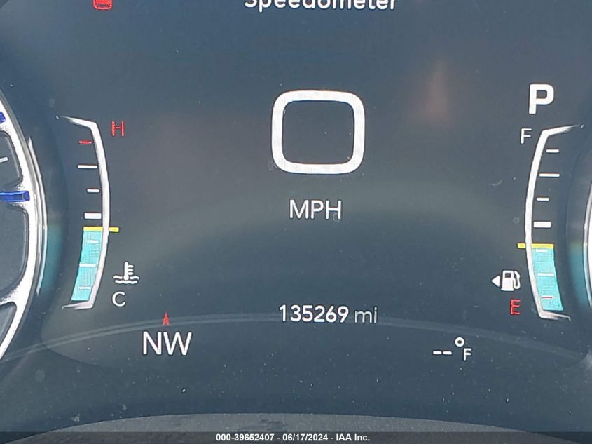 2017 Chrysler Pacifica Limited VIN: 2C4RC1GG9HR544859 Lot: 39652407