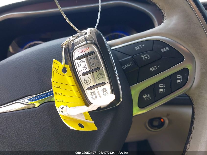 2017 Chrysler Pacifica Limited VIN: 2C4RC1GG9HR544859 Lot: 39652407