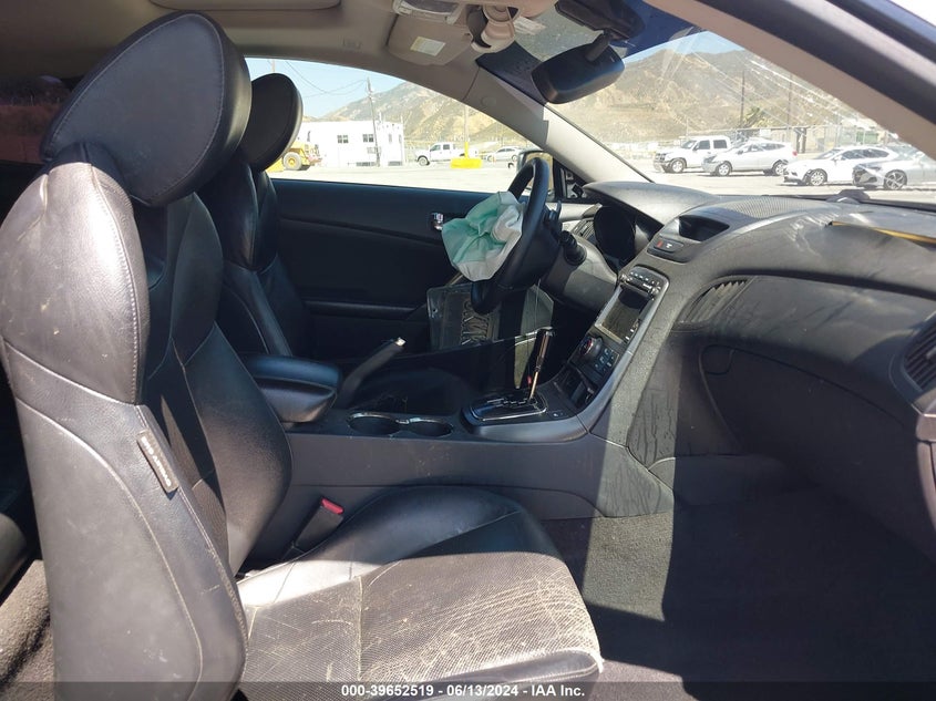 2012 Hyundai Genesis 3.8 Grand Touring VIN: KMHHU6KH3CU068377 Lot: 39652519