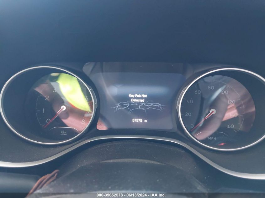 2019 Jeep Compass Latitude 4X4 VIN: 3C4NJDBB9KT807017 Lot: 39652578