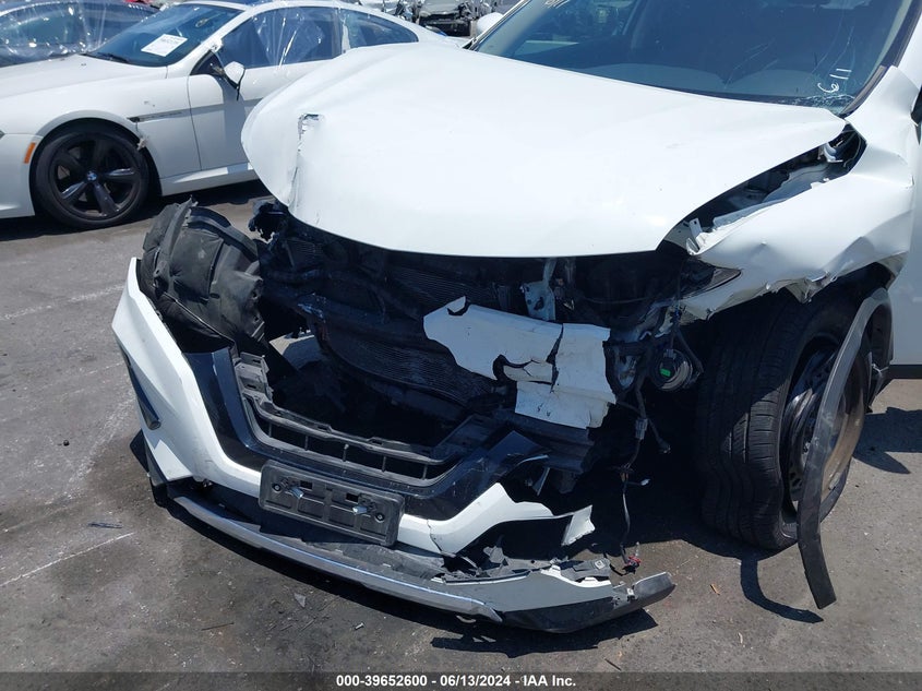 2017 Nissan Rogue S VIN: KNMAT2MTXHP515201 Lot: 39652600