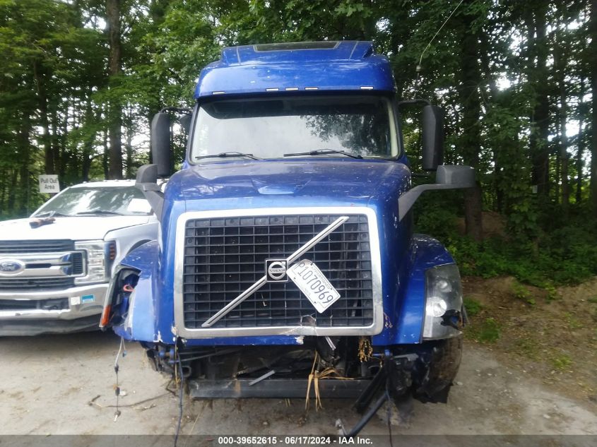 2013 Volvo Vn Vnl VIN: 4V4NC9TG3DN135867 Lot: 39652615