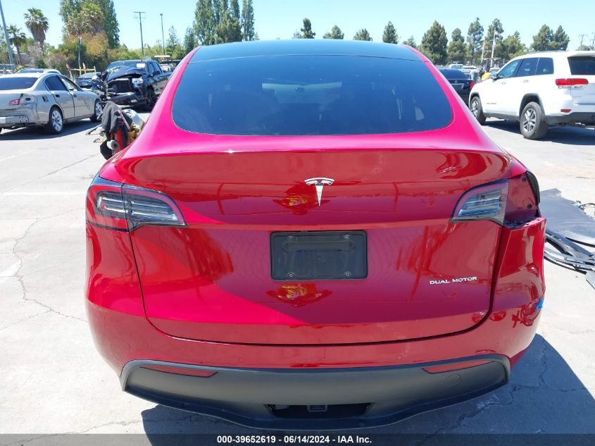 2022 Tesla Model Y Long Range Dual Motor All-Wheel Drive VIN: 7SAYGDEEXNF392913 Lot: 39652619