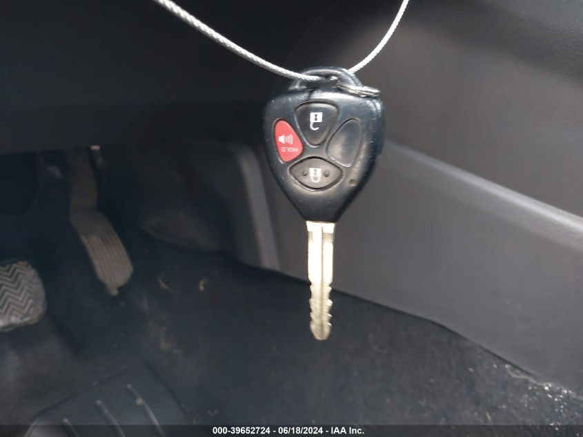 2009 Toyota Matrix S VIN: 2T1LE40E29C001445 Lot: 39652724