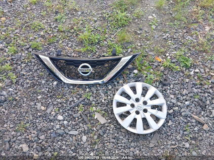 2017 Nissan Sentra Sv VIN: 3N1AB7AP9HY237464 Lot: 39652769