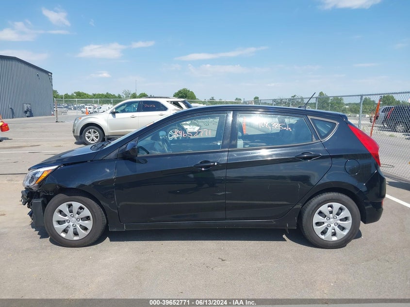 2017 Hyundai Accent Se VIN: KMHCT5AE7HU311808 Lot: 39652771