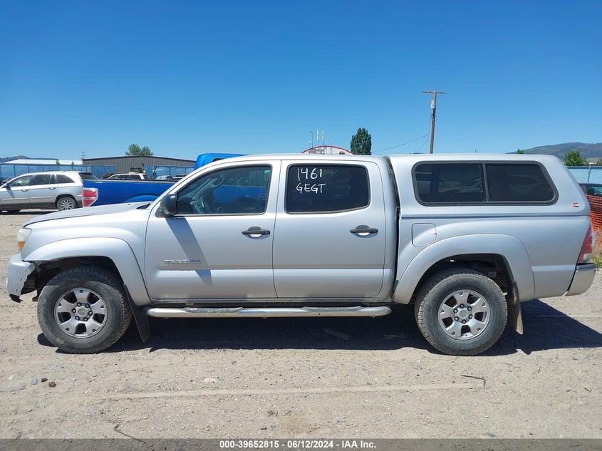 2011 Toyota Tacoma Prerunner V6 VIN: 3TMJU4GN9BM114550 Lot: 39652815