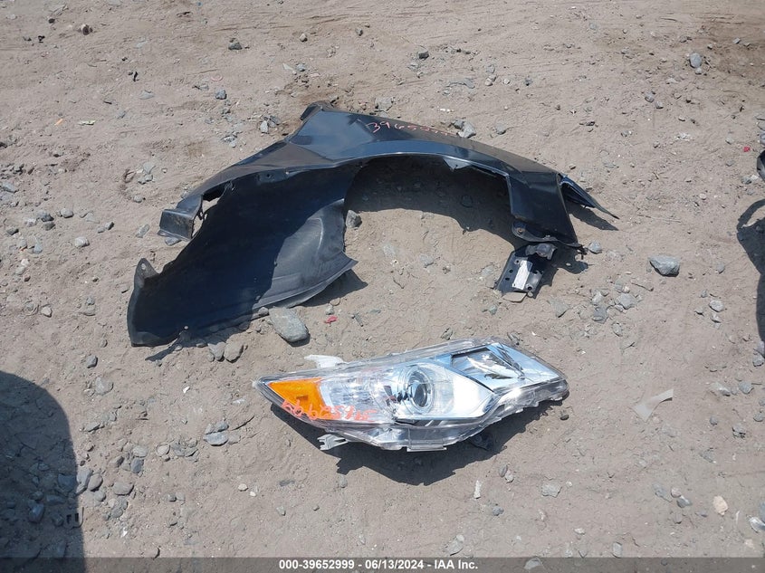 2013 Toyota Camry Le VIN: 4T1BF1FK9DU218065 Lot: 39652999