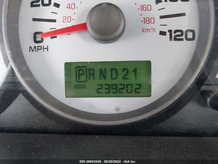 2005 Ford Escape Limited VIN: 1FMYU94115KE48138 Lot: 39653048