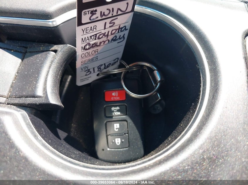 2015 Toyota Camry Xse V6 VIN: 4T1BK1FK8FU564350 Lot: 39653064