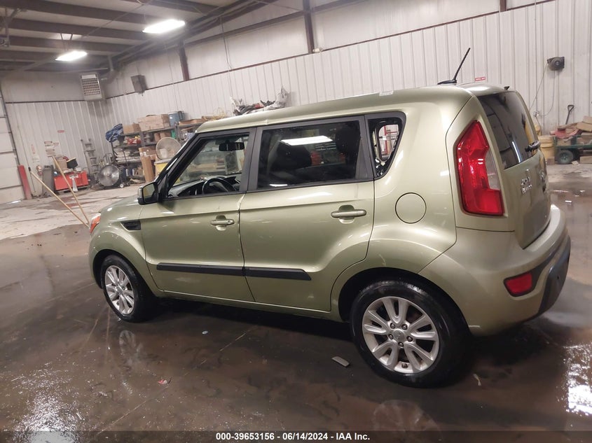 2013 Kia Soul + VIN: KNDJT2A67D7576806 Lot: 39653156