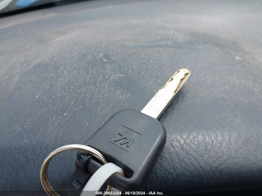 2004 Honda Cr-V Lx VIN: SHSRD68474U207197 Lot: 39653254