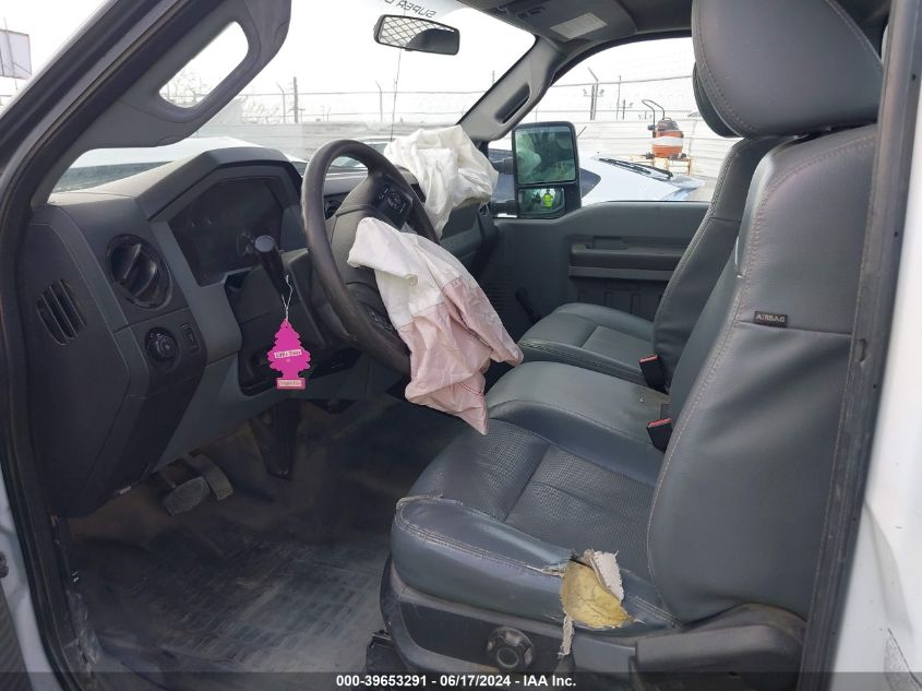 2016 Ford F-350 Chassis Xl VIN: 1FDRF3GT7GEA14526 Lot: 39653291