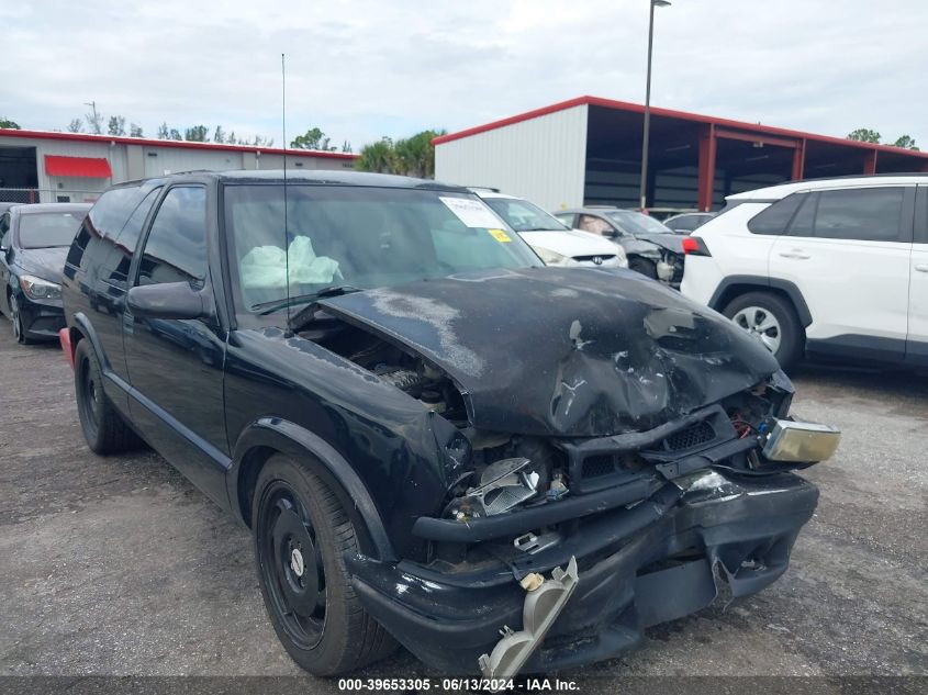 2000 Chevrolet Blazer Ls VIN: 1GNCS18W2YK286592 Lot: 39653305