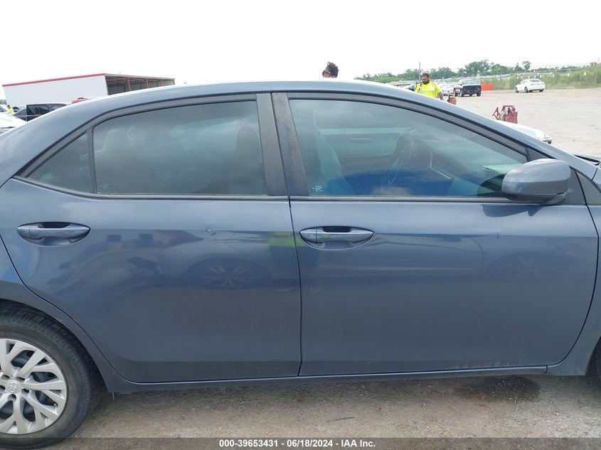 2017 Toyota Corolla Le VIN: 5YFBURHEXHP735751 Lot: 39653431
