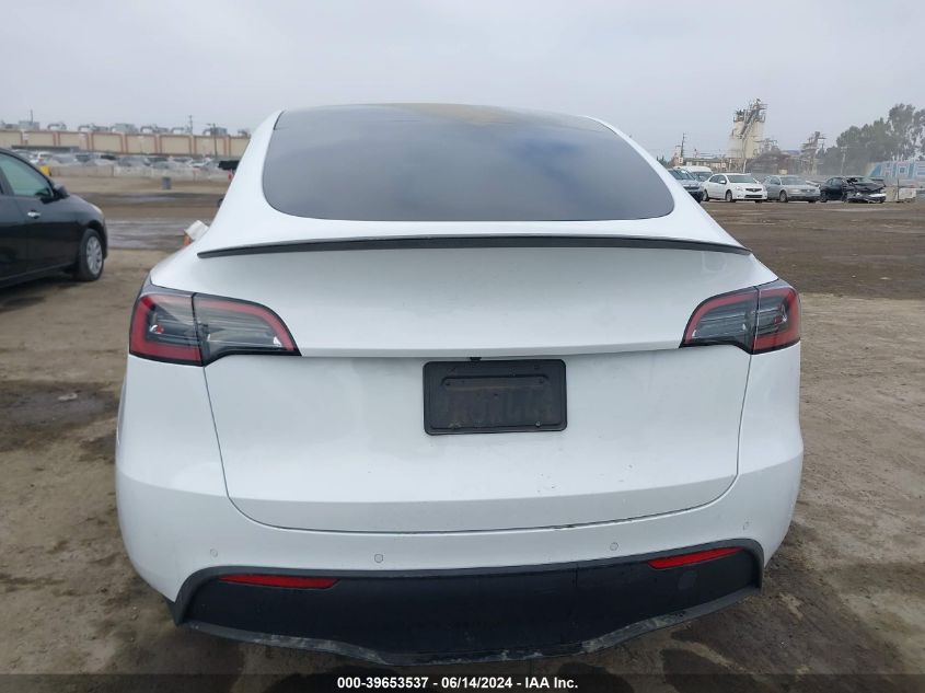 2022 Tesla Model Y Long Range Dual Motor All-Wheel Drive VIN: 7SAYGDEE9NF410074 Lot: 39653537