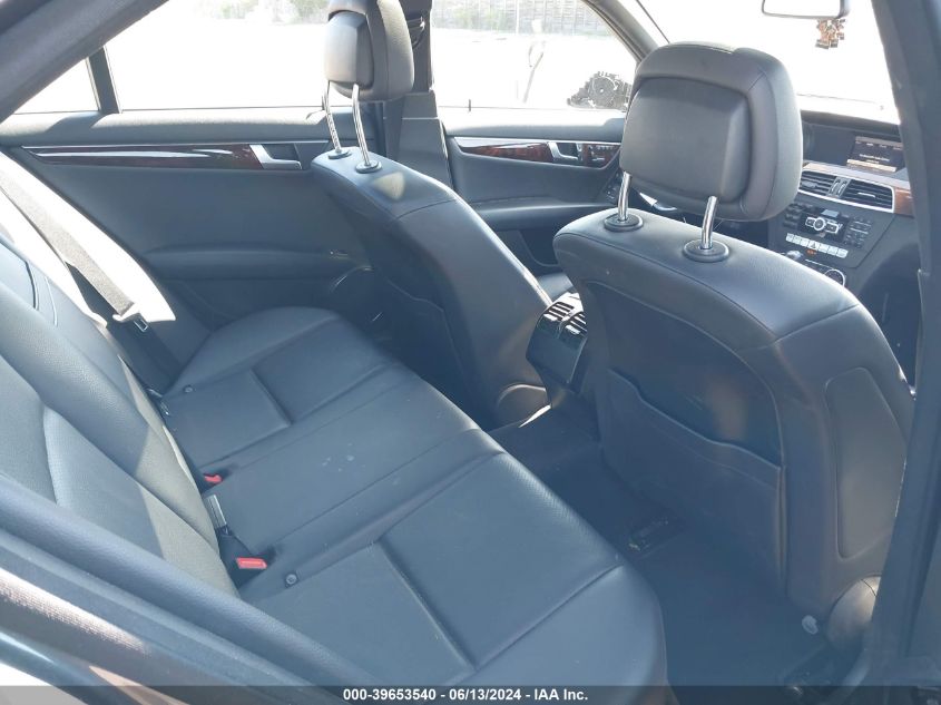 2013 Mercedes-Benz C 300 Luxury 4Matic/Sport 4Matic VIN: WDDGF8AB3DR277759 Lot: 39653540