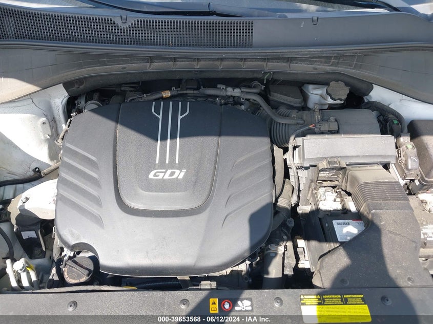 2016 Kia Sorento 3.3L Sx VIN: 5XYPKDA52GG083428 Lot: 39653568