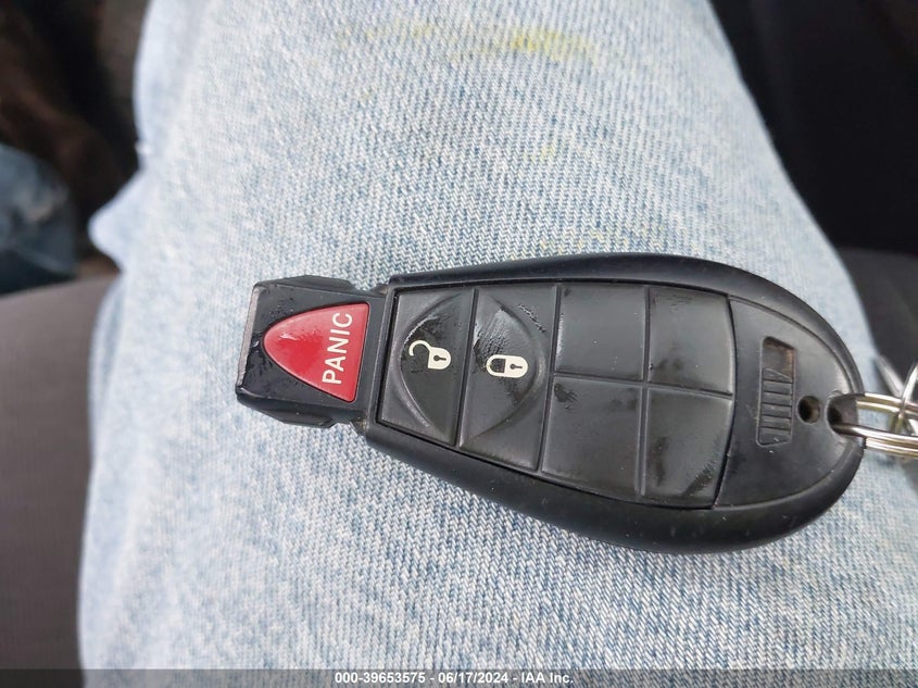 2012 Jeep Grand Cherokee Laredo VIN: 1C4RJFAGXCC266003 Lot: 39653575