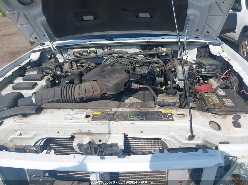 2011 Ford Ranger Xl VIN: 1FTLR1FE2BPA08848 Lot: 39653579