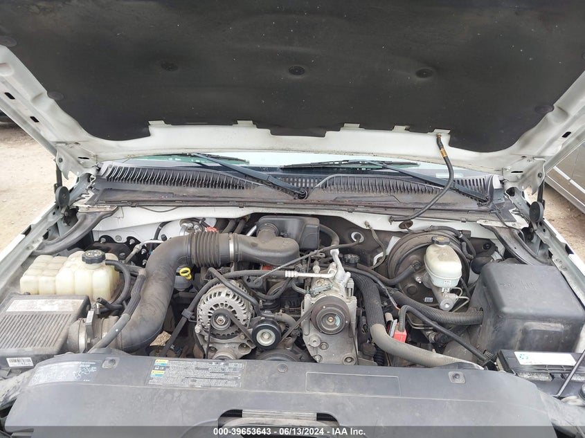 2005 Chevrolet Silverado 1500 Work Truck VIN: 1GCEC14X25Z158885 Lot: 39653643