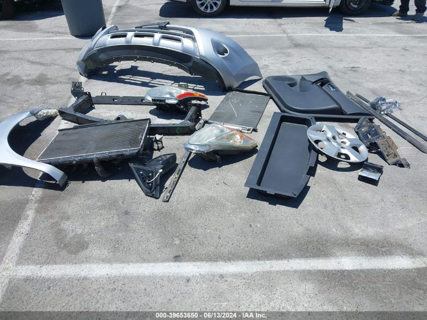 2011 Nissan Rogue S VIN: JN8AS5MT9BW576688 Lot: 39653650