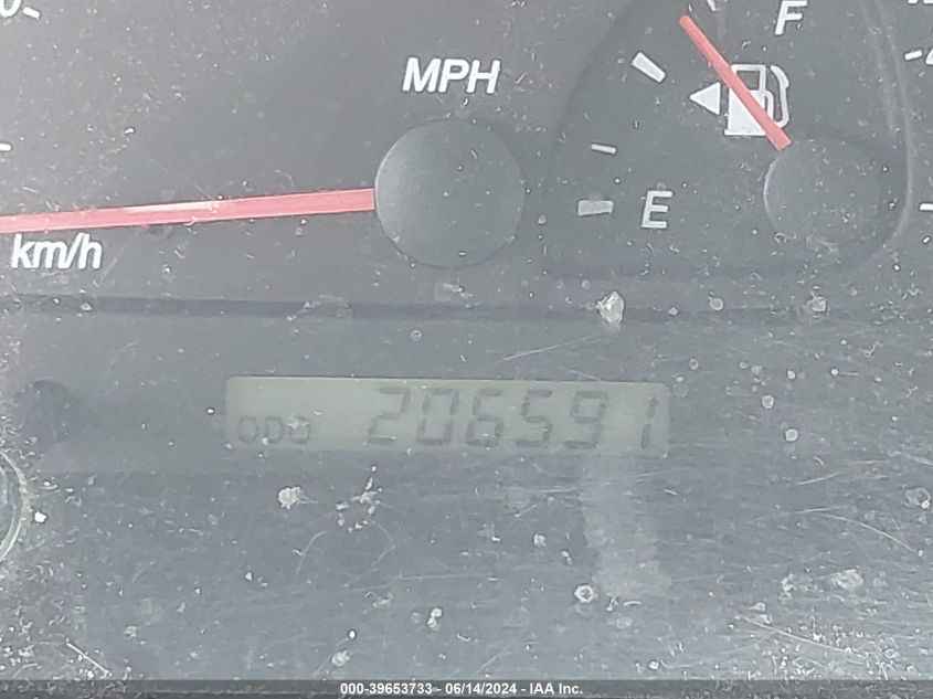 2004 Toyota Camry Le VIN: 4T1BE32K24U829267 Lot: 39653733