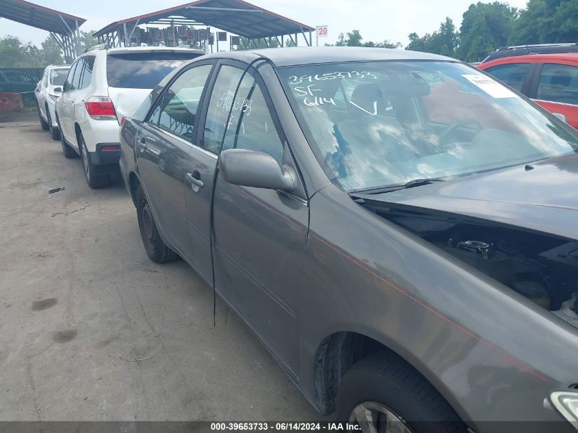 2004 Toyota Camry Le VIN: 4T1BE32K24U829267 Lot: 39653733