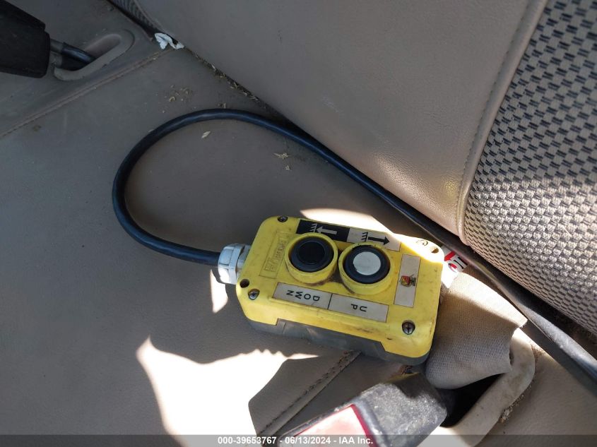 2004 Ford F-350 Xl/Xlt VIN: 1FDWF36P34EA19001 Lot: 39653767