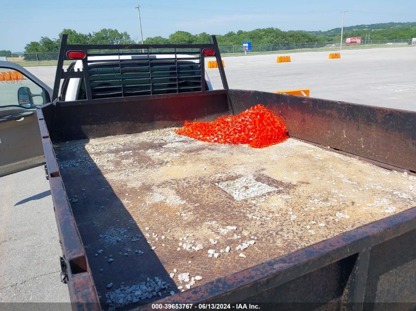 2004 Ford F-350 Xl/Xlt VIN: 1FDWF36P34EA19001 Lot: 39653767