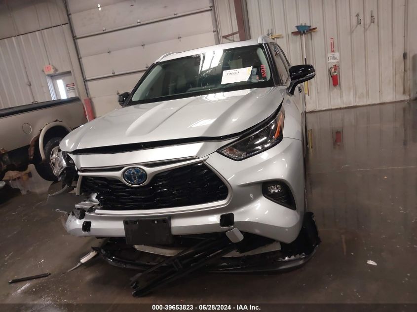 2022 Toyota Highlander Hybrid Xle VIN: 5TDGBRCH4NS538641 Lot: 39653823