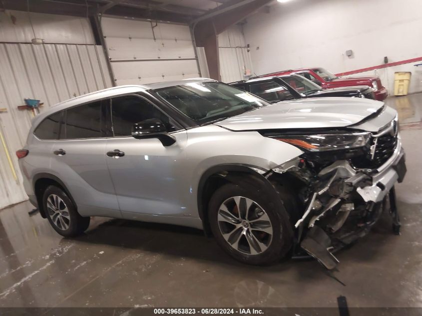 5TDGBRCH4NS538641 2022 Toyota Highlander Hybrid Xle