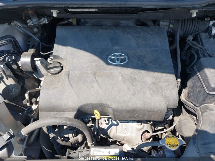 2012 Toyota Sienna Xle V6 8 Passenger VIN: 5TDYK3DC6CS266319 Lot: 39653872