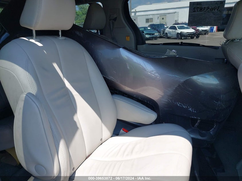 2012 Toyota Sienna Xle V6 8 Passenger VIN: 5TDYK3DC6CS266319 Lot: 39653872