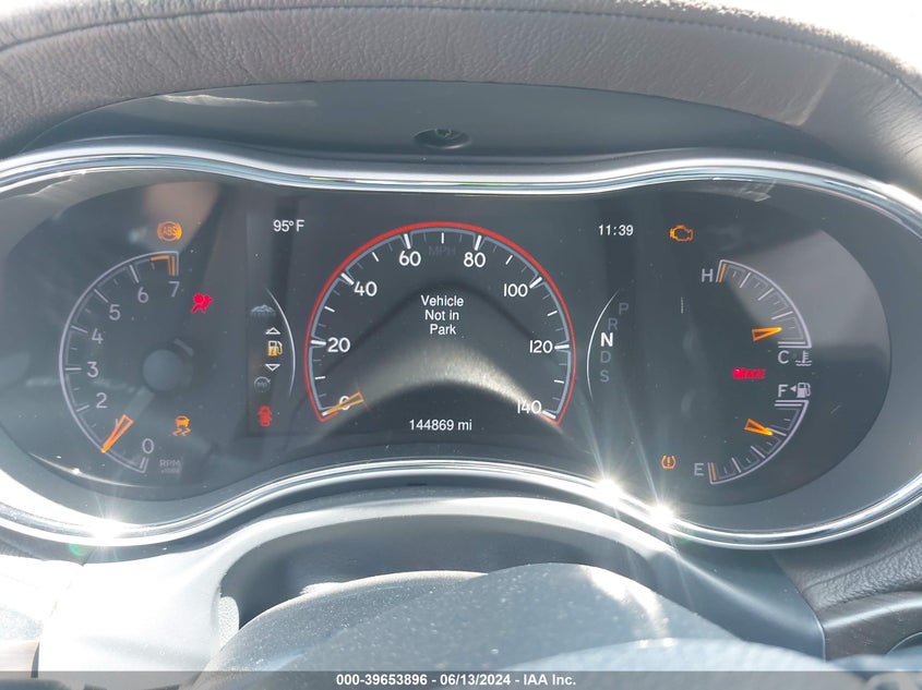 2014 Jeep Grand Cherokee Overland VIN: 1C4RJFCG3EC586053 Lot: 39653896