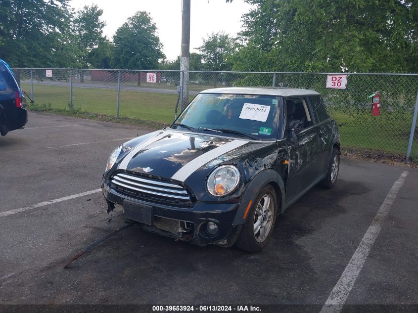 2013 Mini Hardtop Cooper VIN: WMWSU3C51DT689067 Lot: 39653924