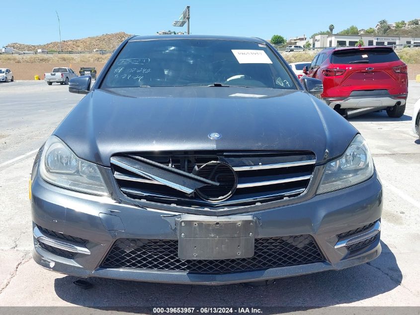 2014 Mercedes-Benz C 250 Luxury/Sport VIN: WDDGF4HB4ER305679 Lot: 39653957