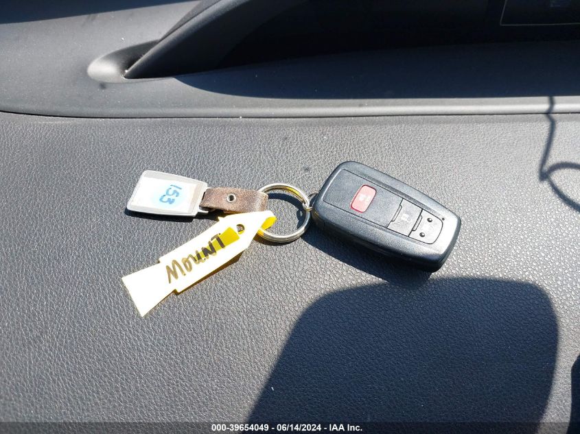 2018 Toyota Prius Two VIN: JTDKBRFU5J3603656 Lot: 39654049