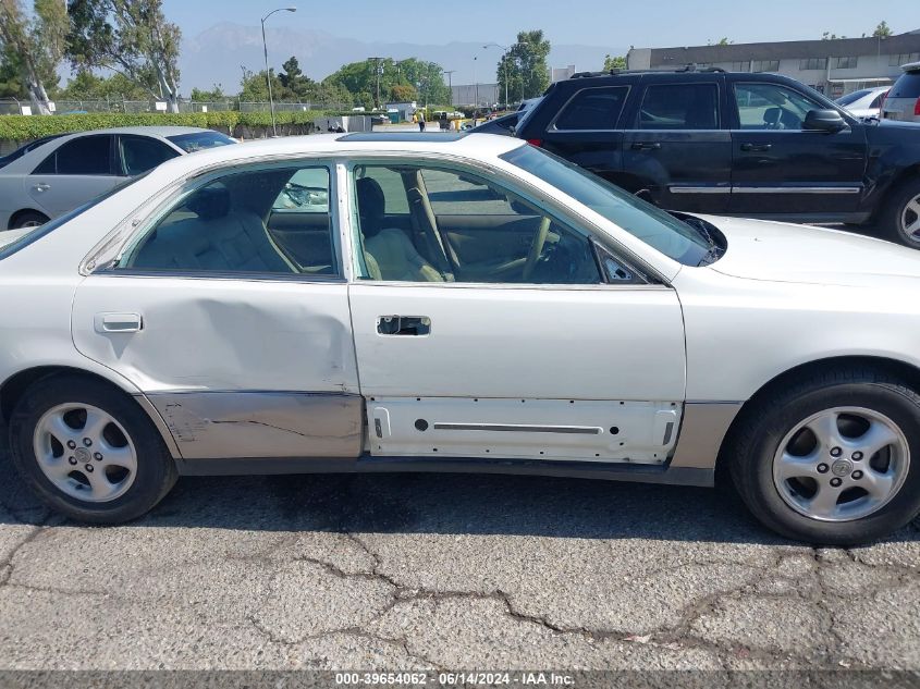 1998 Lexus Es 300 VIN: JT8BF28G1W0120580 Lot: 39654062