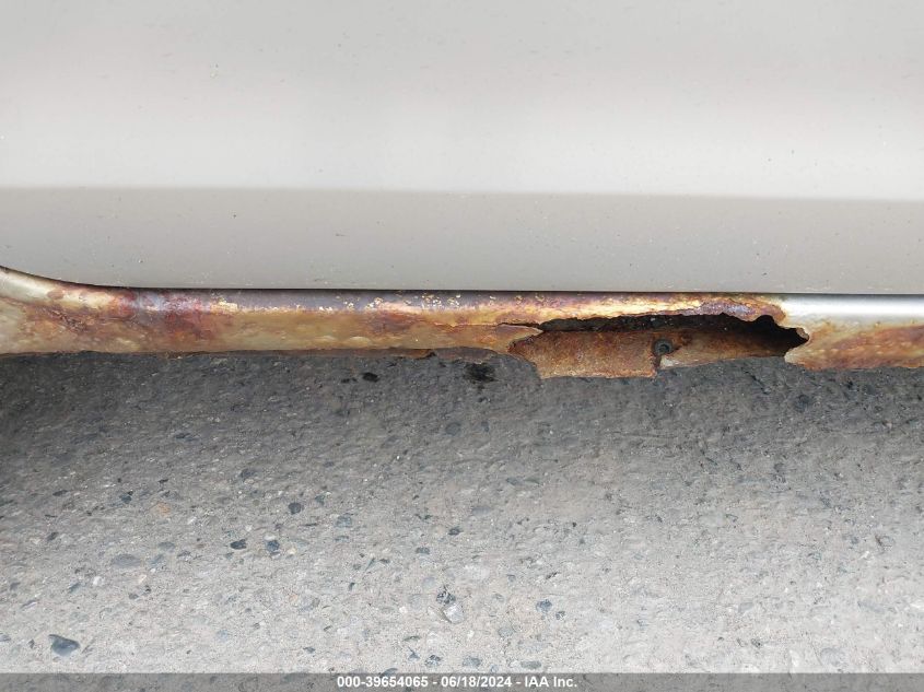 2005 Toyota Sienna Xle Limited VIN: 5TDBA22C35S040635 Lot: 39654065