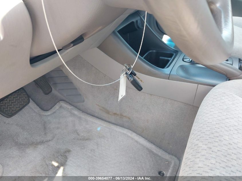 2003 Toyota Camry Le VIN: 4T1BE32K53U225307 Lot: 39654077