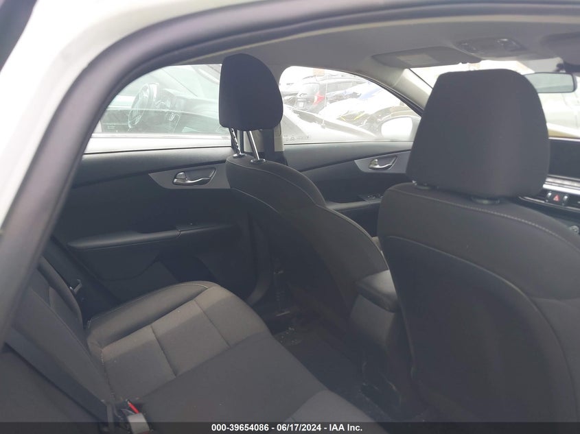 2024 KIA FORTE LX/LXS - 3KPF24AD3RE706185