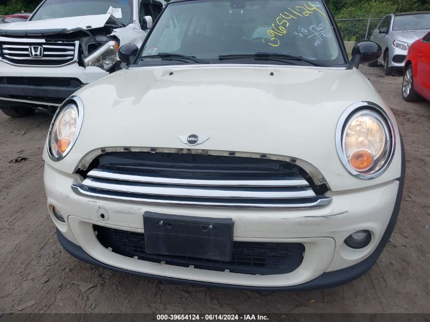 2013 Mini Hardtop Cooper VIN: WMWSU3C56DT687508 Lot: 39654124