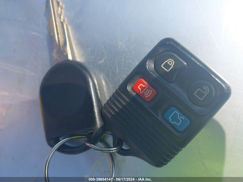 2007 Ford Expedition Xlt VIN: 1FMFU16557LA88104 Lot: 39654147