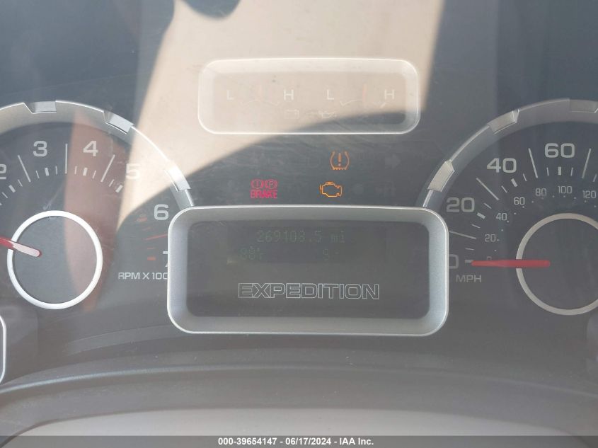 2007 Ford Expedition Xlt VIN: 1FMFU16557LA88104 Lot: 39654147
