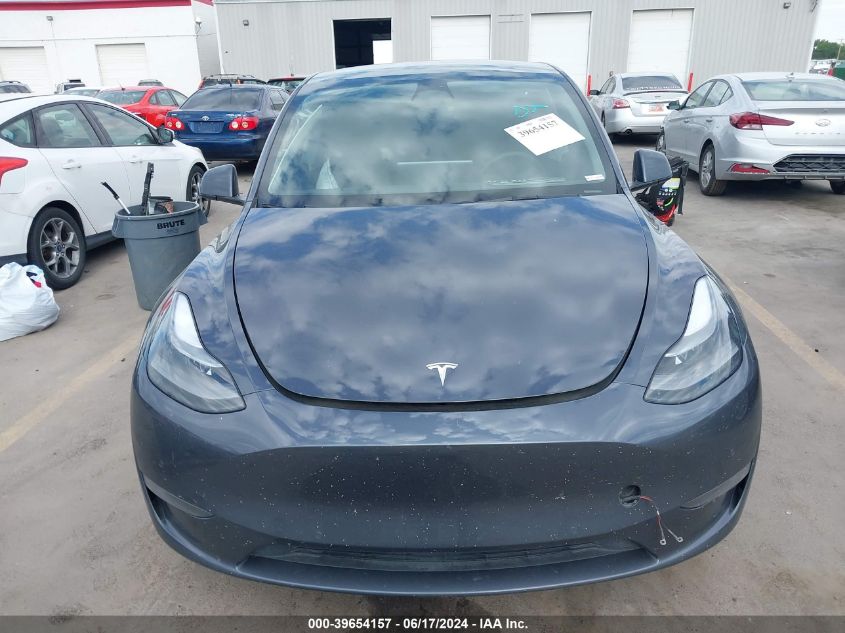 2022 Tesla Model Y Performance Dual Motor All-Wheel Drive VIN: 7SAYEEEF0NF518642 Lot: 39654157